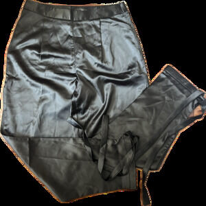 Hey U black silky open leg tie cuff pants large NWOT